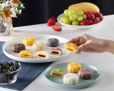 【現貨 已包清關費用】2025年 新版 美心月餅-粒粒初雪冰皮禮盒 16個.