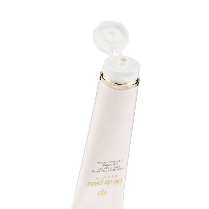 Clé de Peau Beauté Essence Radiant Cleansing Soap Moisturizing 125ml